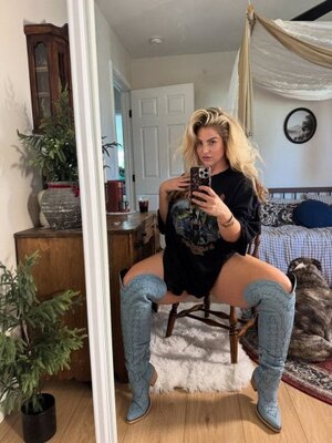 Haleigh Cox nude 9