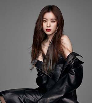 Han Hyo-joo nude 6