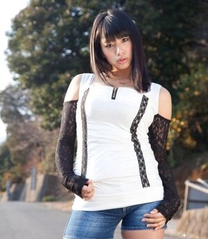Hana Haruna nude 3