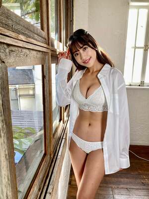 Hana Okamoto nude 4