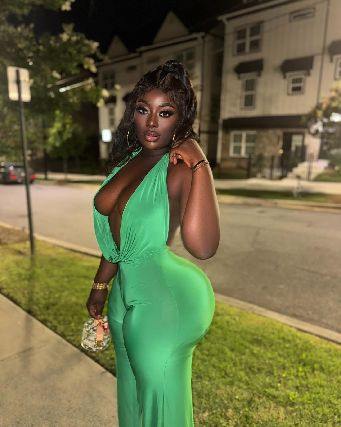 Hanardy Hawa nude 3