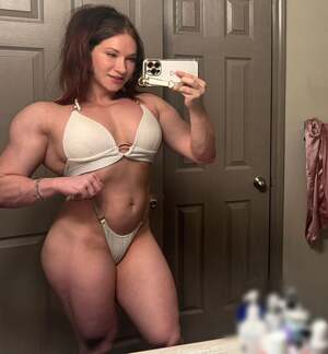 Hannah Hussein nude 12