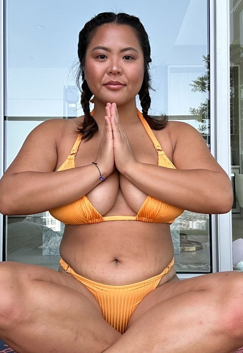 Hannah Jiemei nude 2