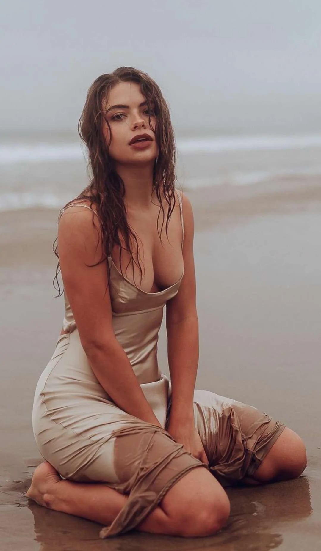 Hannah Kepple nude 2