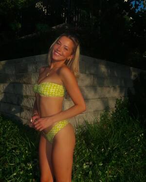 Hannah Morrison nude 9
