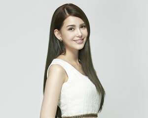 Hannah Quinlivan nude 9