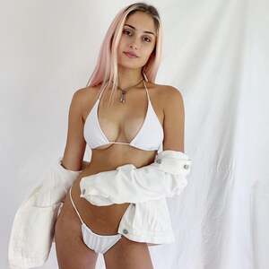 Hannah Ridgeway nude 1