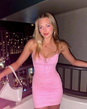 Hannah Slover nude 4