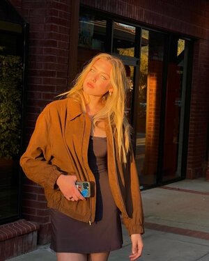 Hannah Slover nude 7