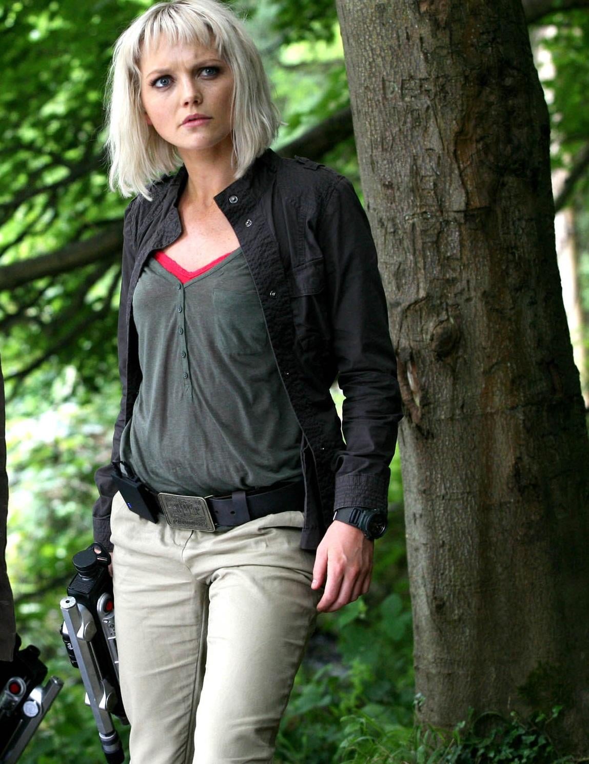 Hannah Spearritt nude 4