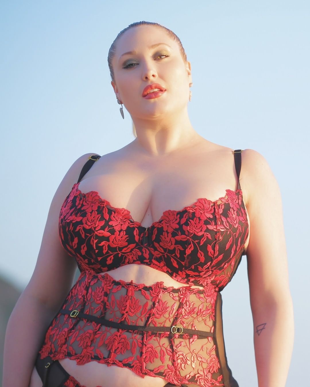 Hayley Hasselhoff nude 9
