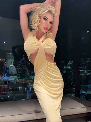 Hayley September Summers nude 2