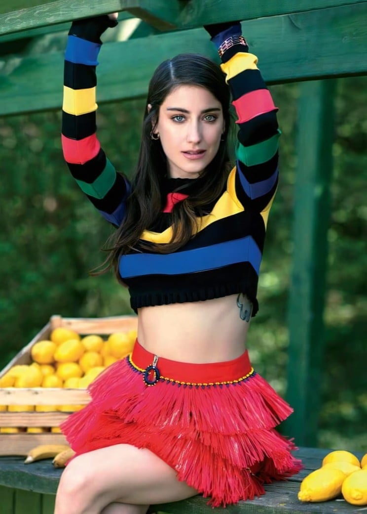 Hazal Kaya nude 10