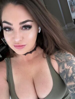 Heather Lynn nude 8
