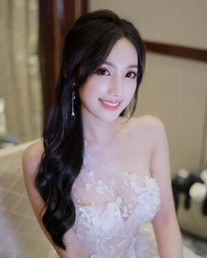 Hedy Chan nude 9