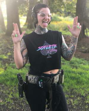 Heidi Lavon nude 10