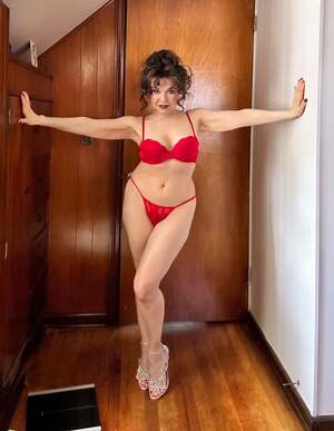 Helena Antonaccio nude 3