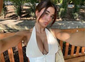 Helena Busch nude 11