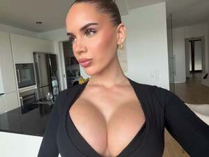 Helenaakln nude 8