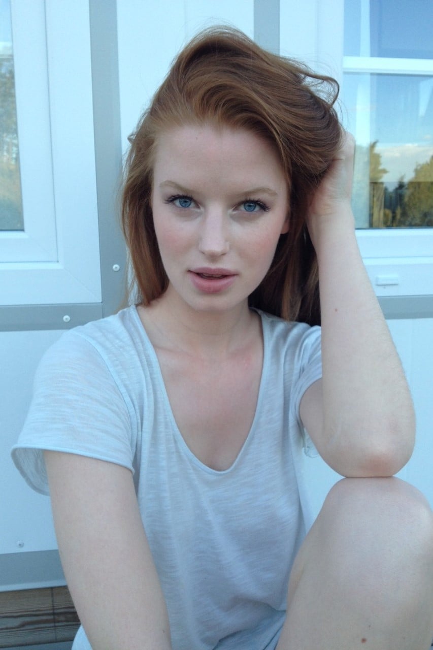 Helene Hammer nude 6