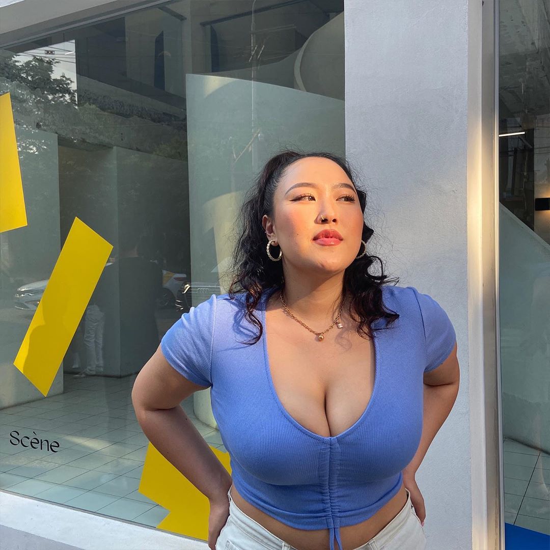 Henny Sun nude 12