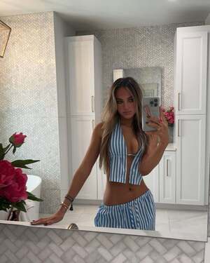 Hermes Hilinski nude 4