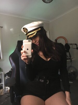 HeyImBee nude 12