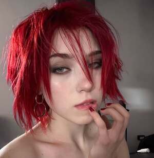 Heykrls nude 3