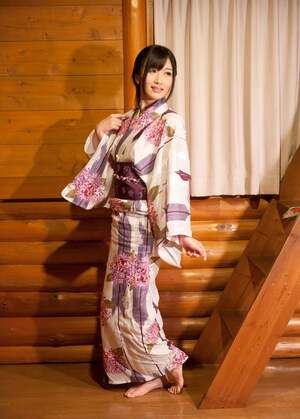 Hibiki Ohtsuki nude 9