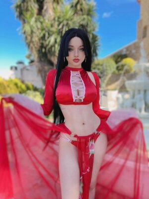 Hidori Rose nude 6