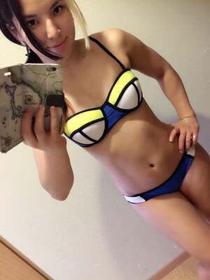 Hikaru Shida nude 12