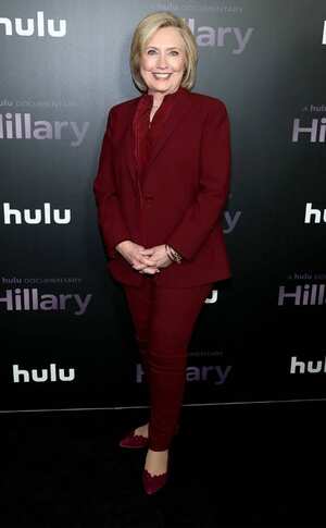 Hillary Clinton nude 4