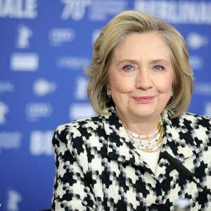 Hillary Clinton nude 8