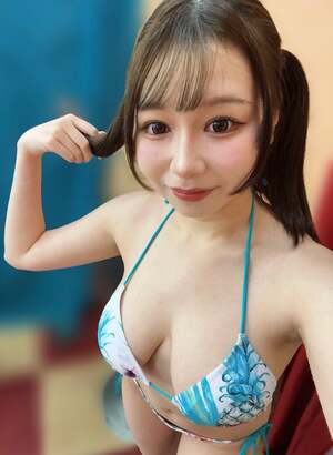 Himari Kosaka nude 5