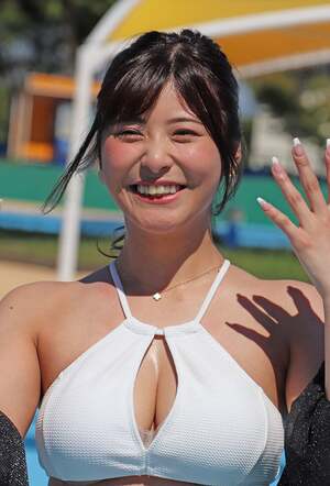 Hina Nitori nude 4