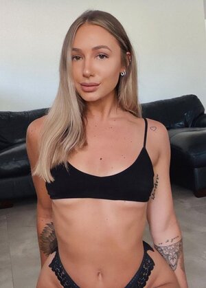 Holly Brougham nude 5