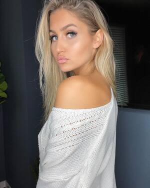 Holly Courtney nude 6