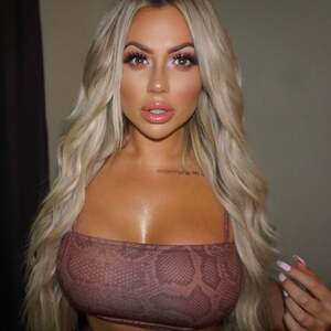 Holly Hagan nude 5