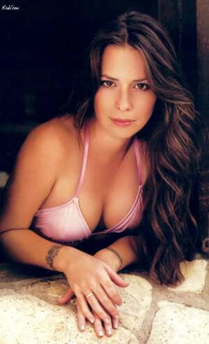 Holly Marie Combs nude 10