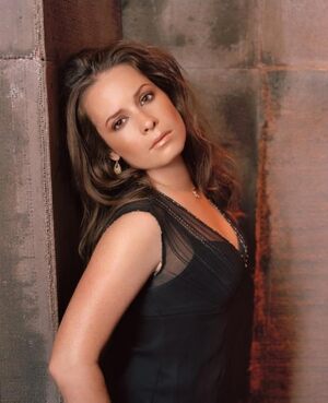 Holly Marie Combs nude 11