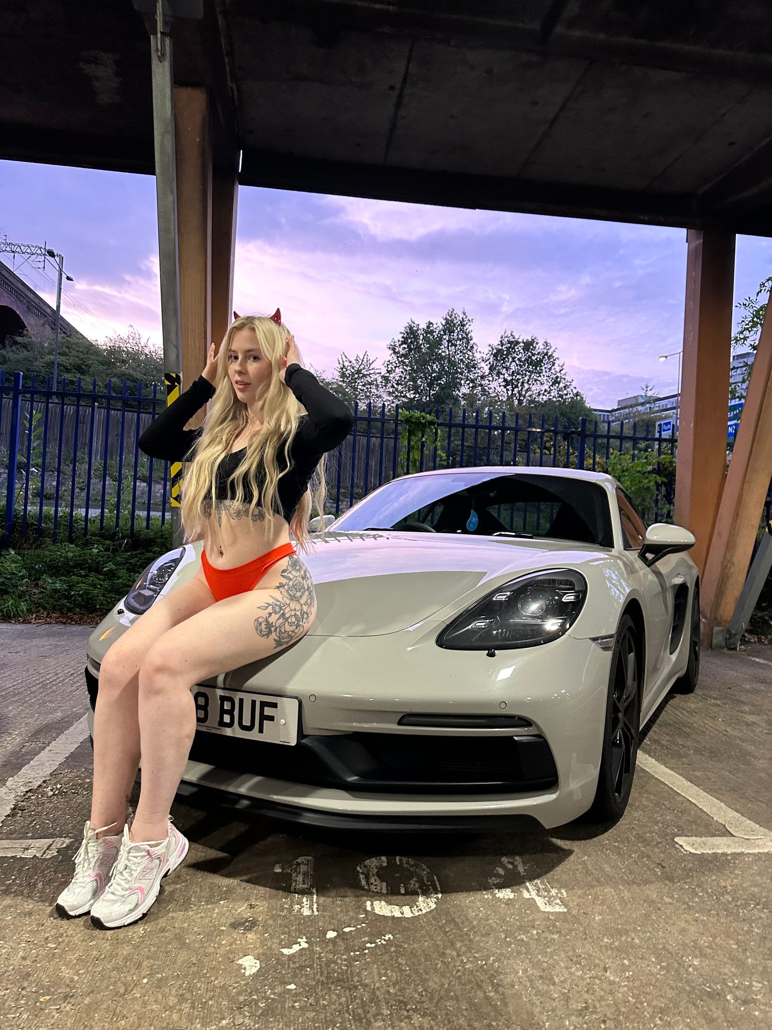 Holly Minshull nude 5