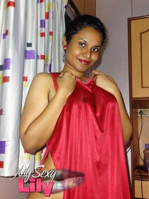 Hornylily nude 9
