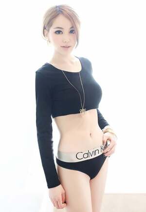 Hou Shi Chen nude 2