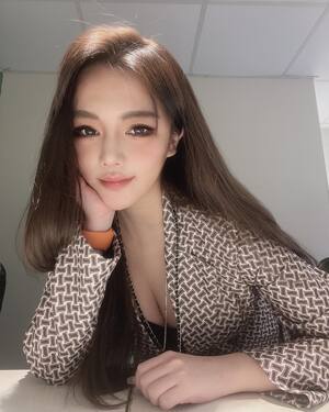 Huan Miao Miao nude 8