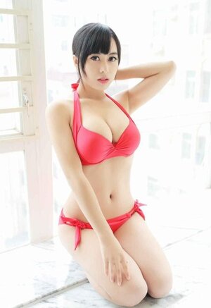 Huang Ke nude 2