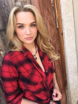 Hunter King nude 5