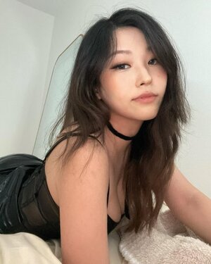 Hyoon nude 11