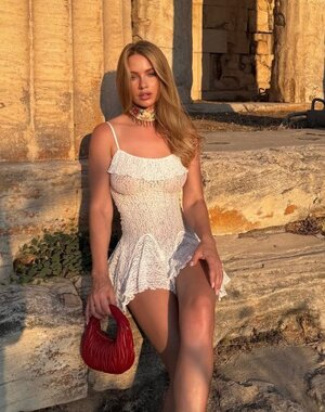Ilona Arsentieva nude 12