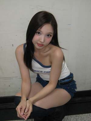 Im Na-yeon nude 12
