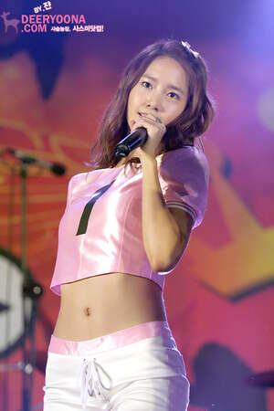 Im Yoon-ah nude 4